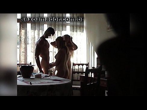 ❤️ Os amigos sexuais invitan a un home xigante e a un trío con el ☑ Sexo a nós gl.befuck-net.ru ☑